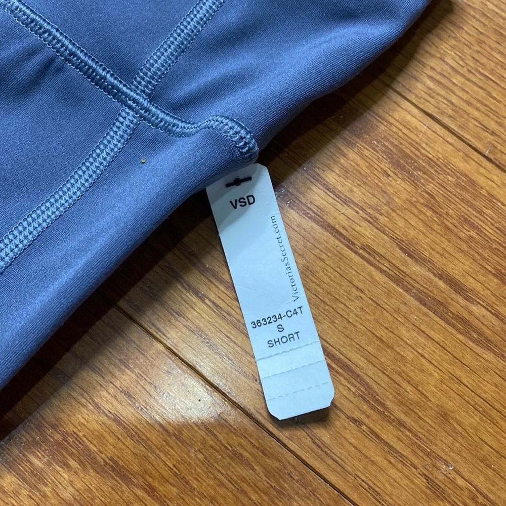 💕 Victoria's Secret NWT $59 super sexy knockout tight sz Small short length 💕